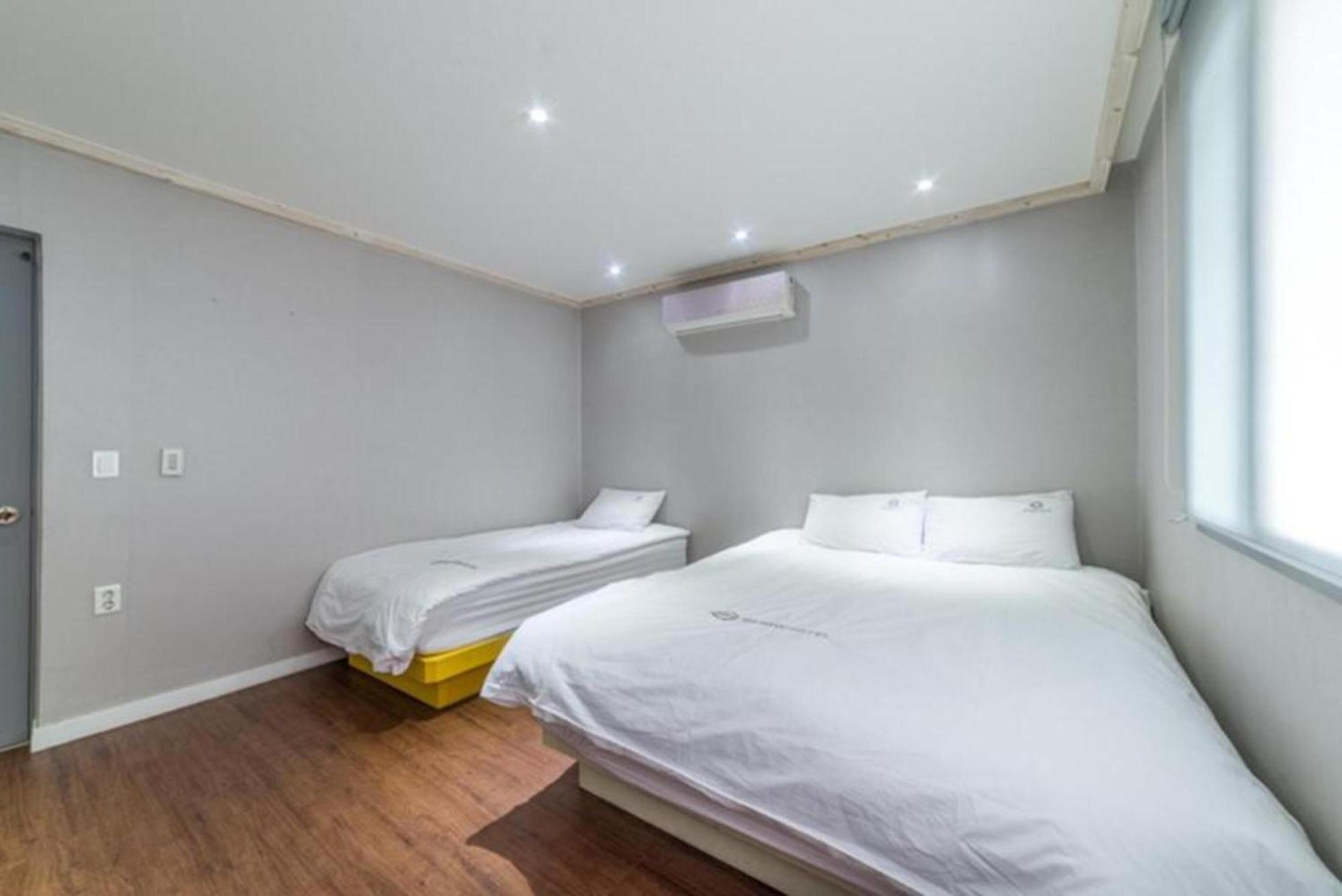 Show Hotel Haeundae Пусан Екстериор снимка