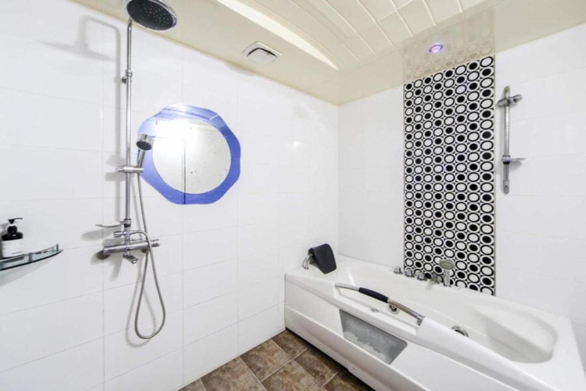 Show Hotel Haeundae Пусан Екстериор снимка