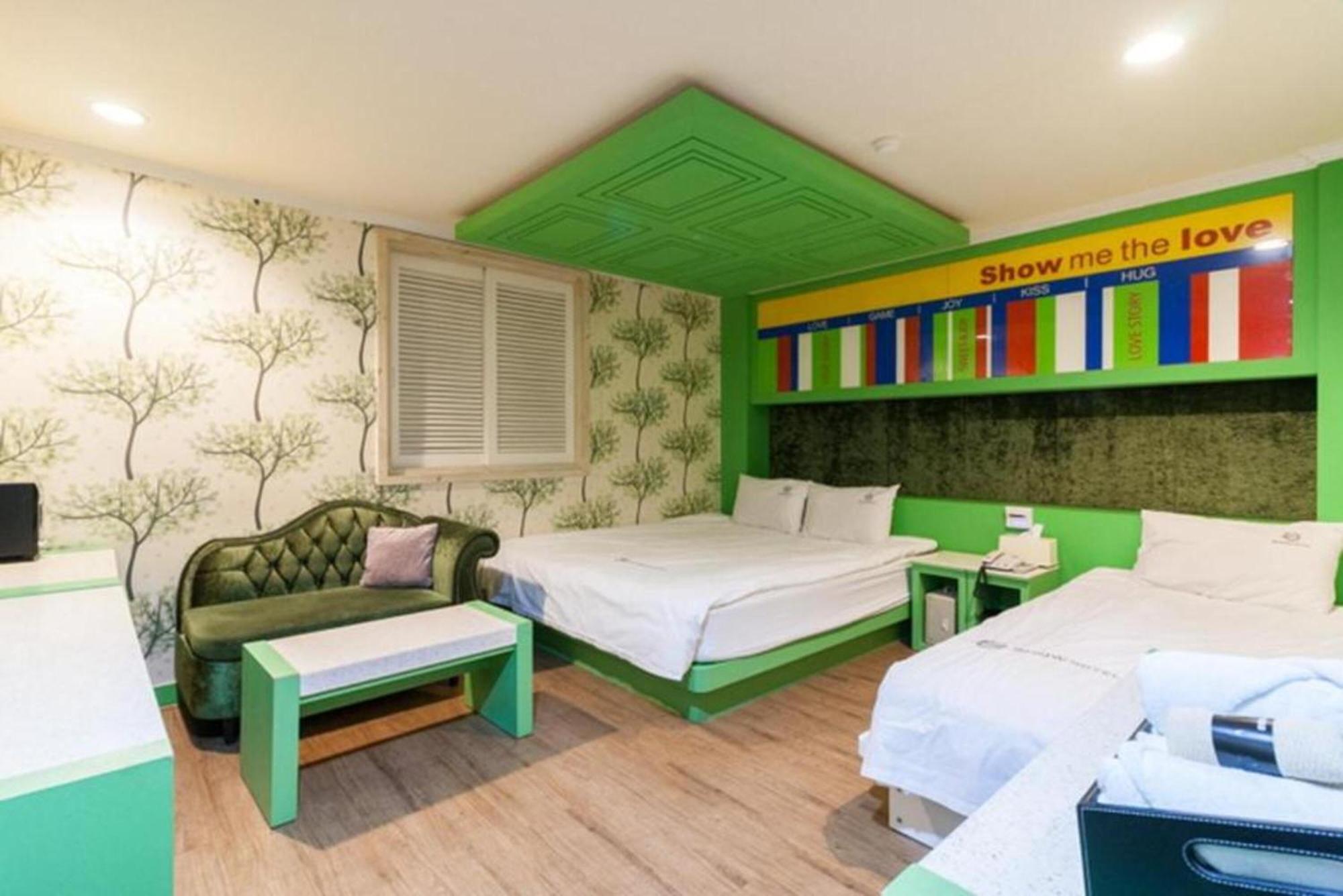 Show Hotel Haeundae Пусан Екстериор снимка